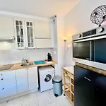 Vue Mer, Piscine, 5 Mn Monaco Et Plages Holiday home *
